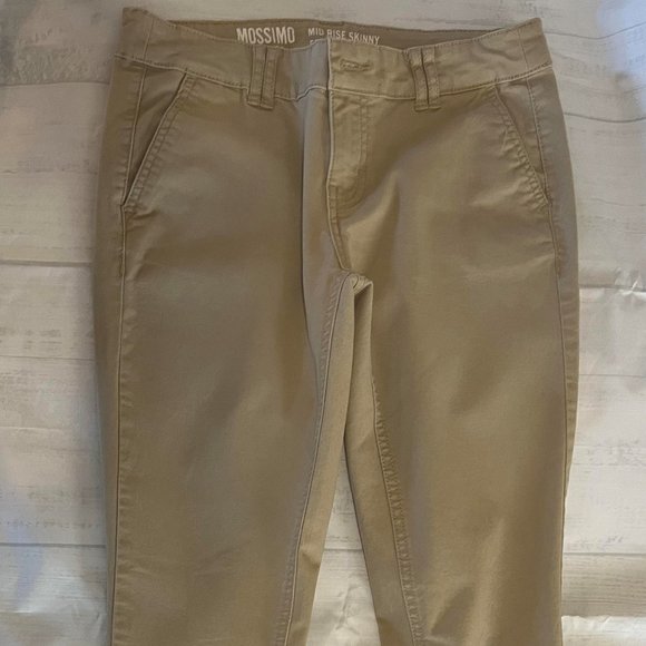Mossimo Mid Rise Skinny Khaki Jeans - Picture 3 of 8